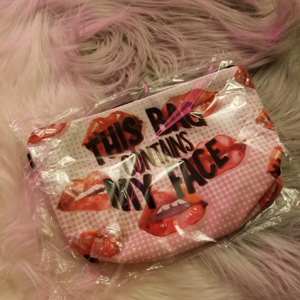 💋Makeup Bag💋2/$10